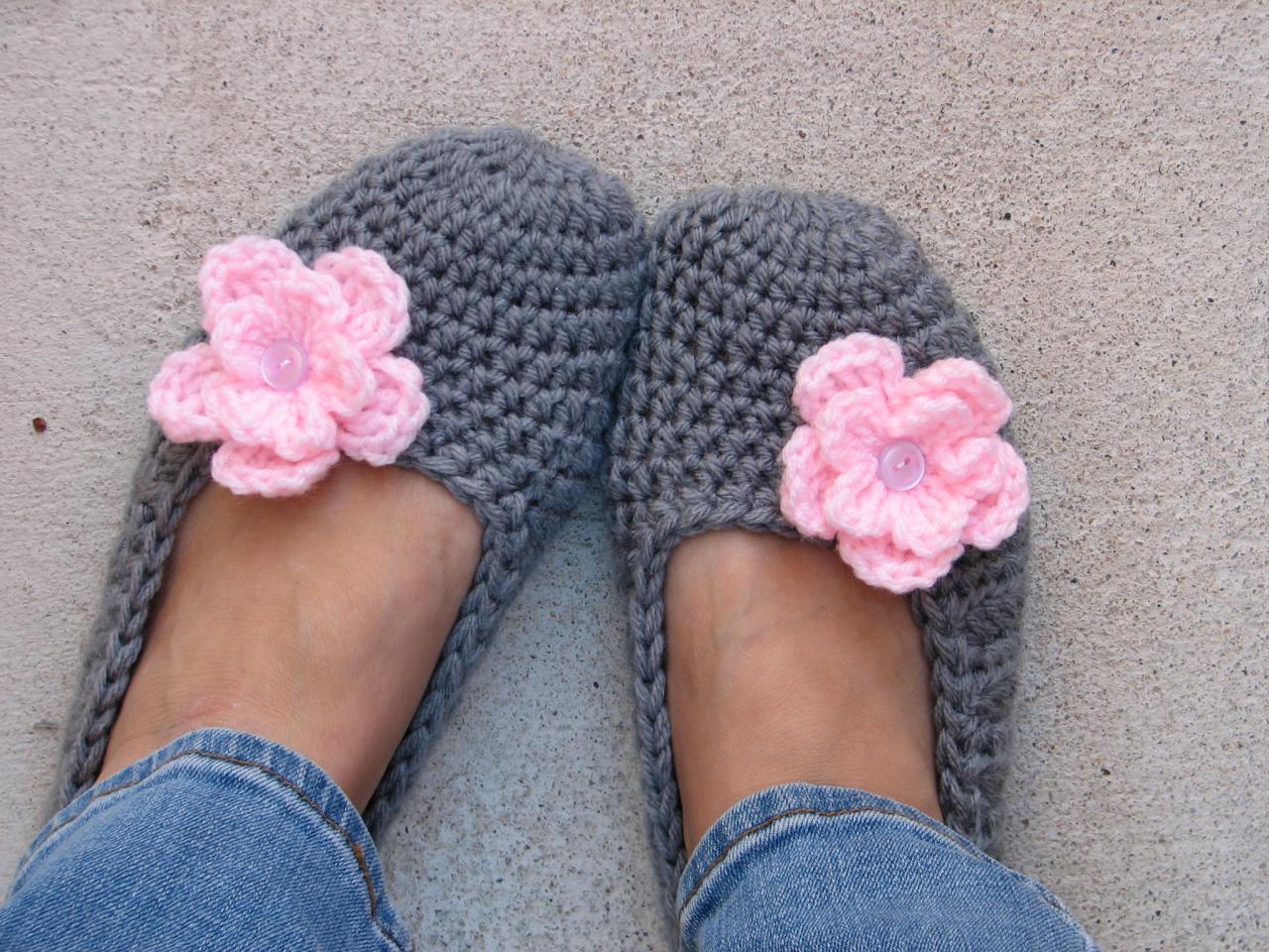 Crochet Women Slippers Grey With Pink Flower, Accessories, Adult